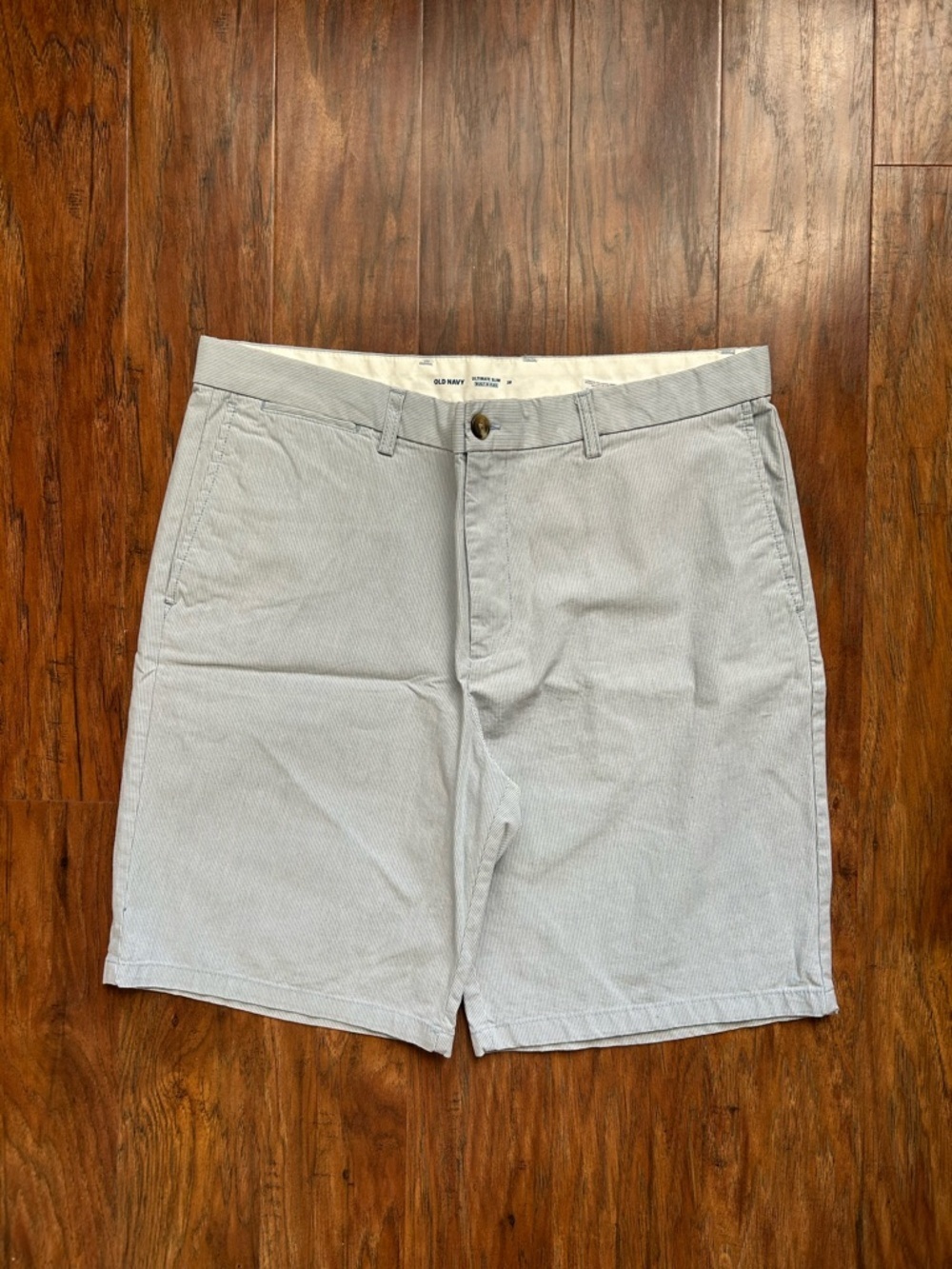 Old Navy blue and white striped ultimate slim builtin flex nautical shorts